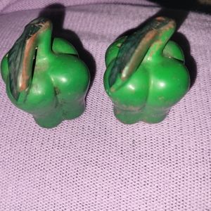 Vintage Bell pepper salt and pepper shakers